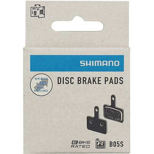 Shimano replacement disc brake pads for 2 piston brakes B05S RX packaging.